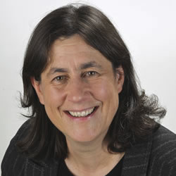 Chantal Hebert, French / Bilingual Speaker, Political Raconteur and Columnist, Profile Image