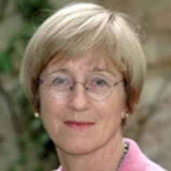 Frances Cairncross, Business and Economy Speaker, Journalist, Profile Image